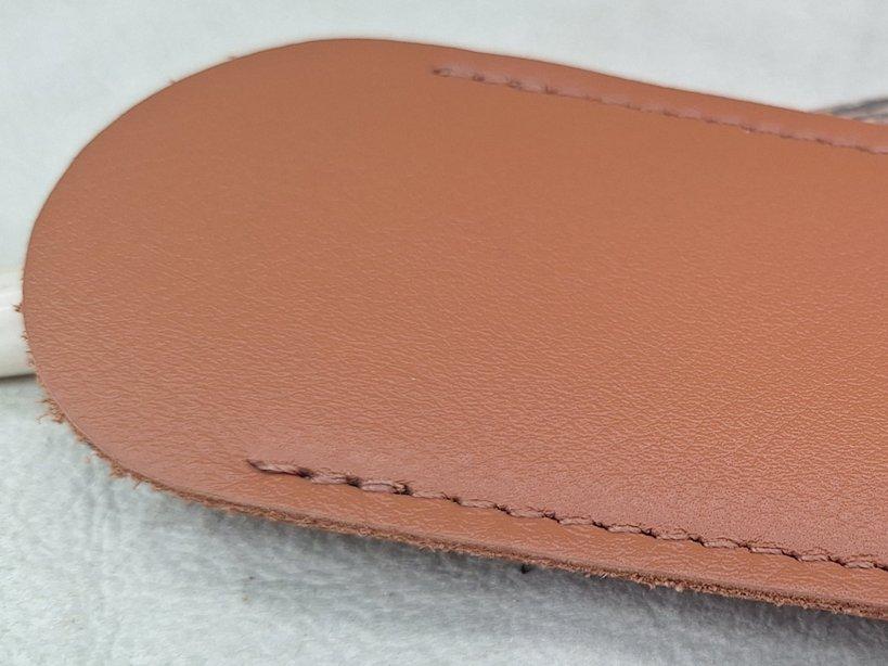 photo du couteau étui marron clair